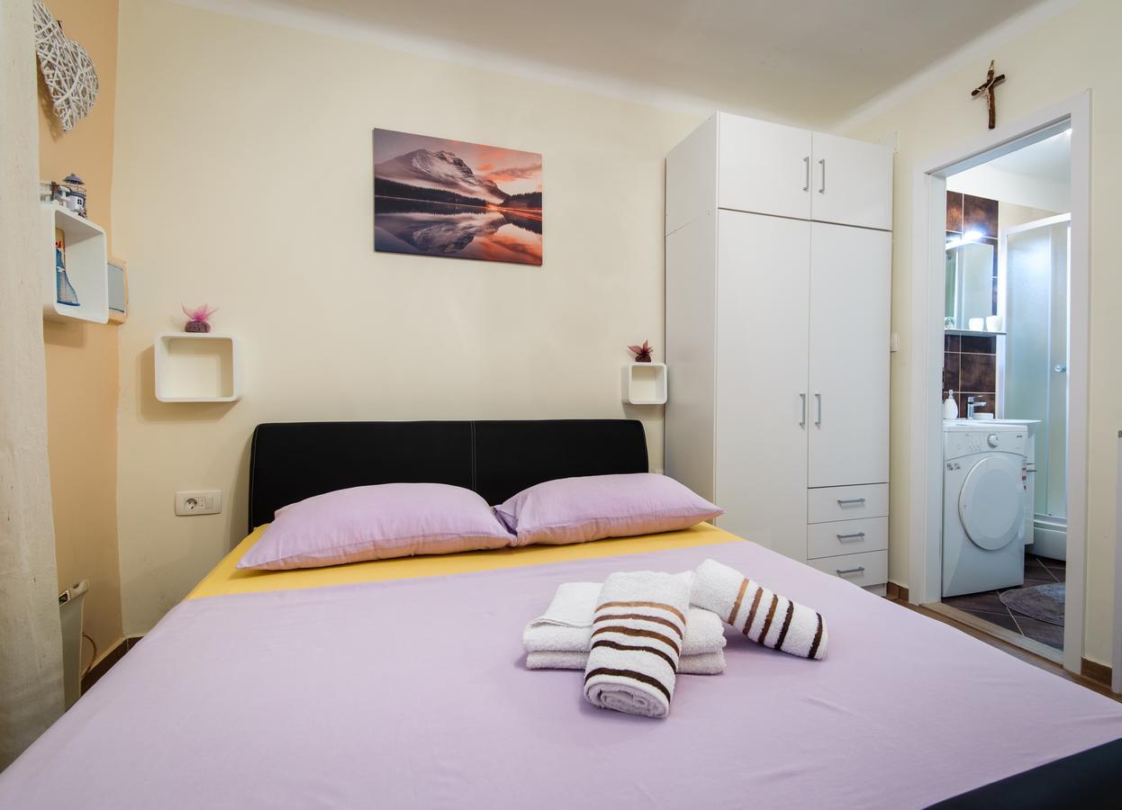 Private Accommodation Milisa Spalato Esterno foto