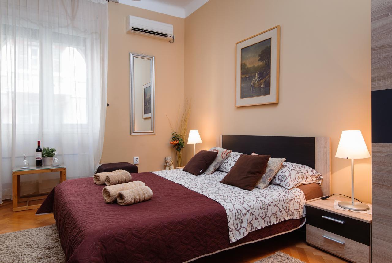 Private Accommodation Milisa Spalato Esterno foto