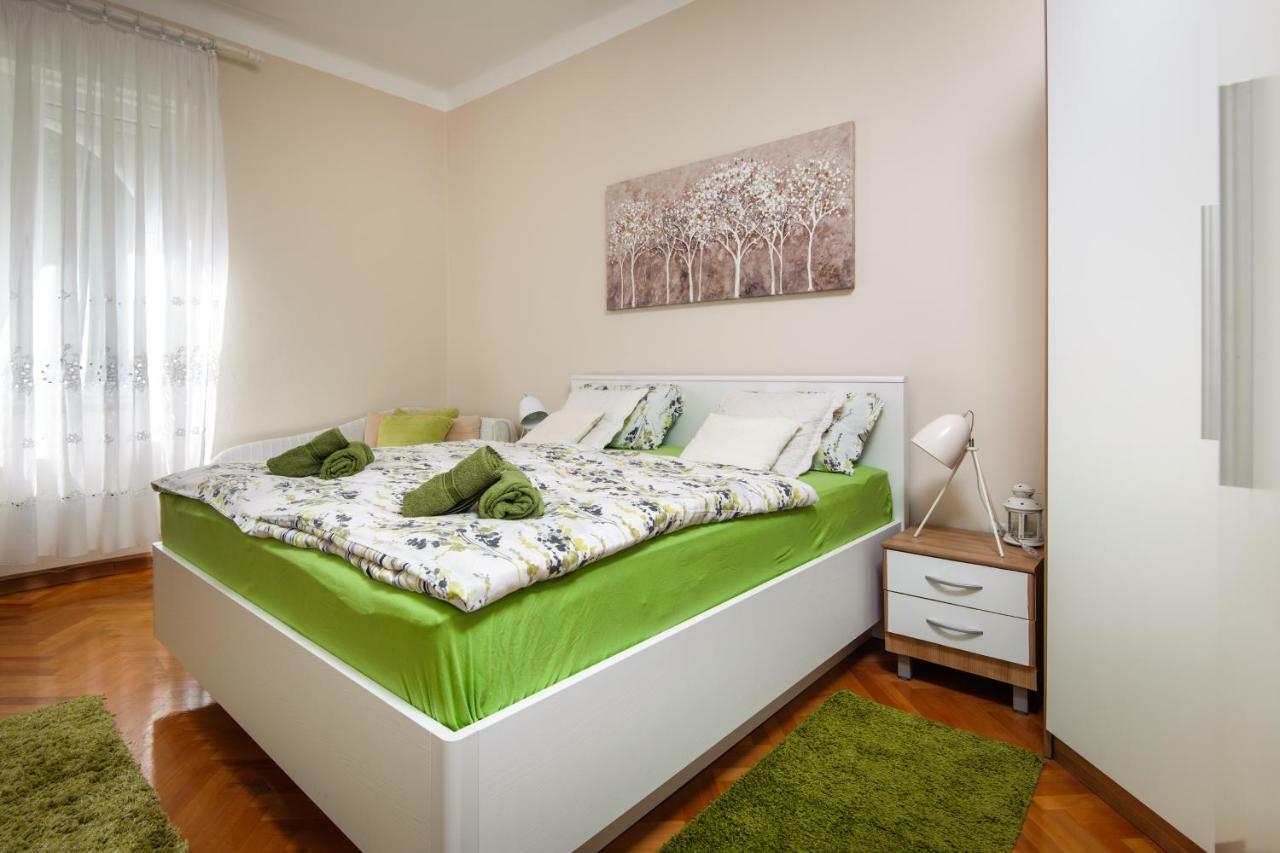 Private Accommodation Milisa Spalato Esterno foto