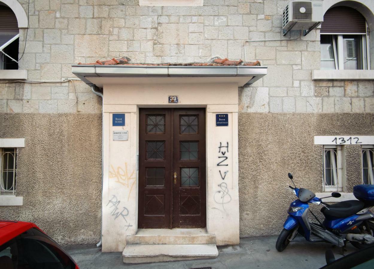 Private Accommodation Milisa Spalato Esterno foto